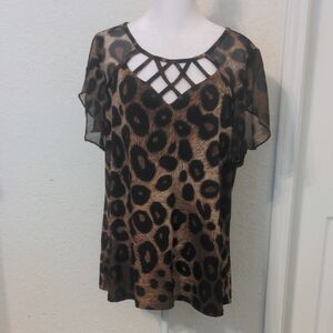 Adele & May Leopard Animal Print Women's Short Sleeve Top. Size L